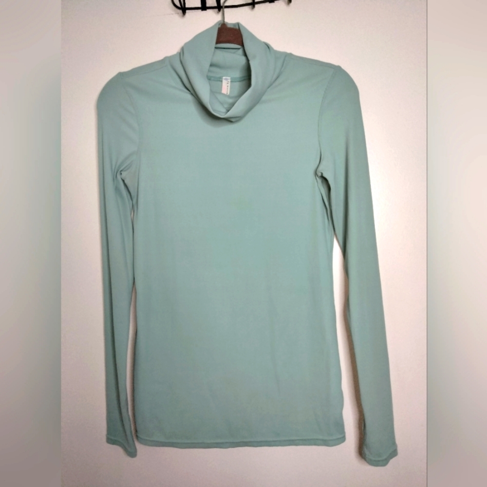Free People Movement (Sz M) Mint Green Ribbed Thumbhole LS Cuff Turtleneck Top